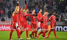 开云体育-拜仁慕尼黑遭遇惨败，欧冠淘汰赛赛程揭晓！的简单介绍