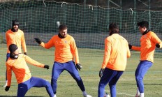 开云体育官方入口-赛场经典对决，球员技艺展示大家眼前的简单介绍