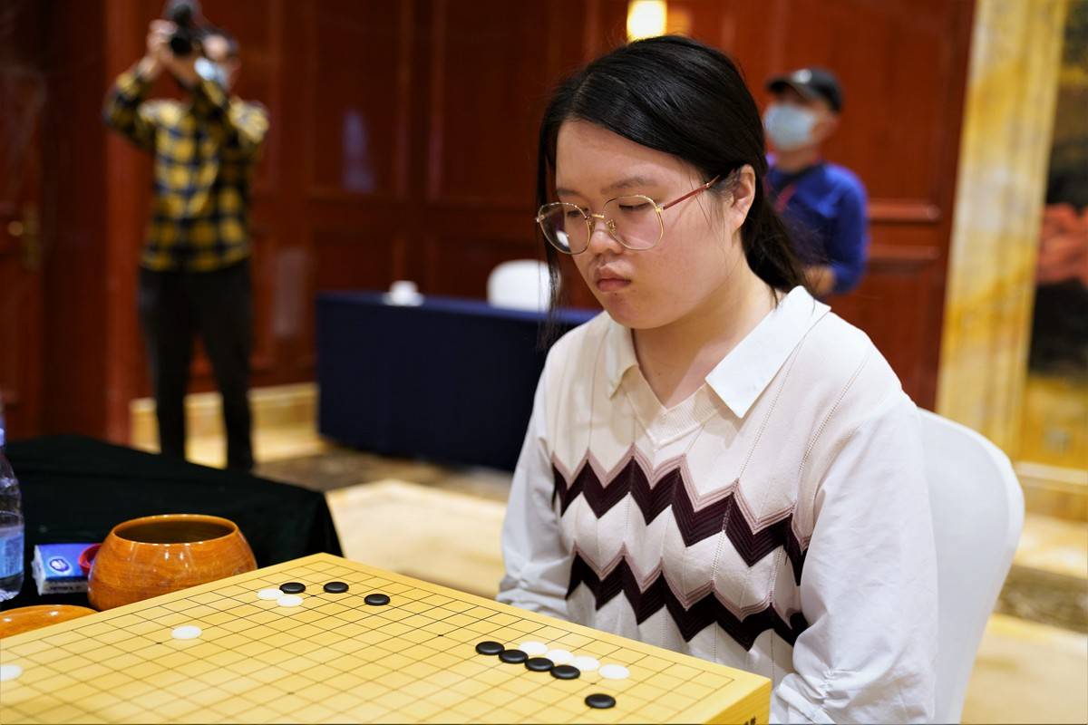 开云体育官方登录入口-称霸赛场！女足球队豪取八连胜，势如破竹